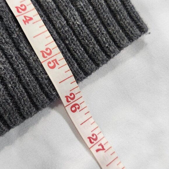 Urban Pipeline Cardigan Men's Medium Button Up Sweater Grey
Lot G - Picture 4 of 5